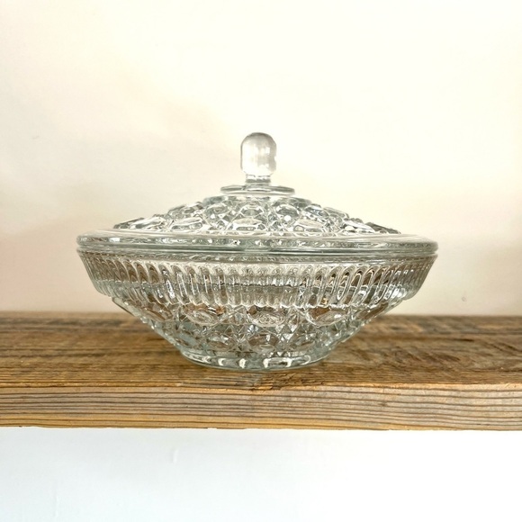 Indiana Glass Vintage Windsor Clear Powder Jar Vanity Candy dish - Picture 1 of 5